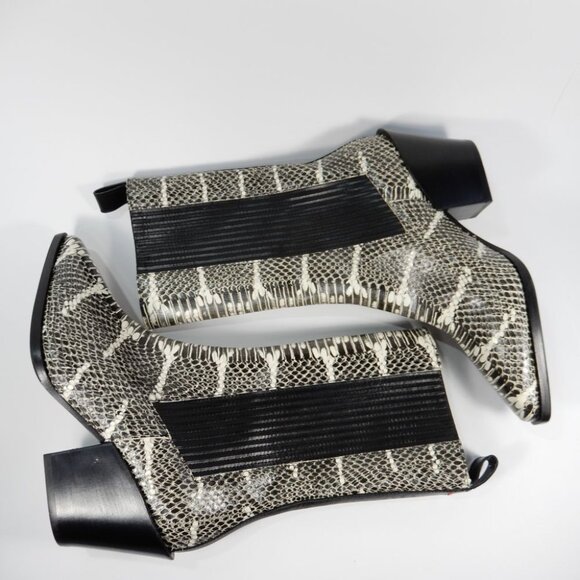 AEYDE Ari Mid Calf Boots Size 36 5.5 6 Black White Python Snake Leather NEW - Picture 10 of 13